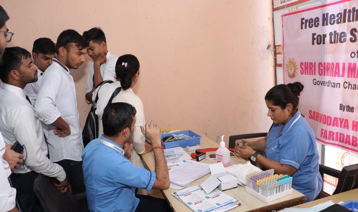 Shri Girraj Maharaj College Mathura Health Check Up photo 20